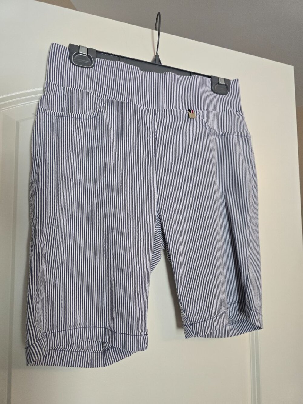 Tommy Hilfiger Ladies Seersucker Blue White Stripe Stretchy Pull On Classic 12 L